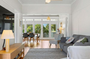 Narooma Lighthouse Cottage - 74 Princes Highway Narooma